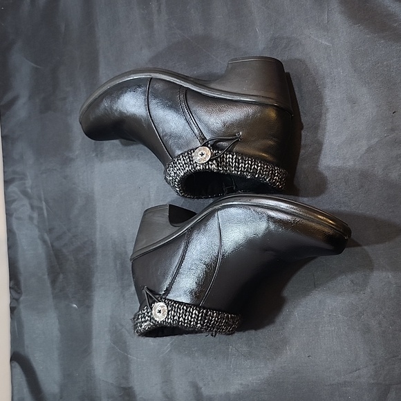 JFURY ZIPPER CLOSURE WOMEN'S ANKLE BOOTIE - Picture 8 of 15